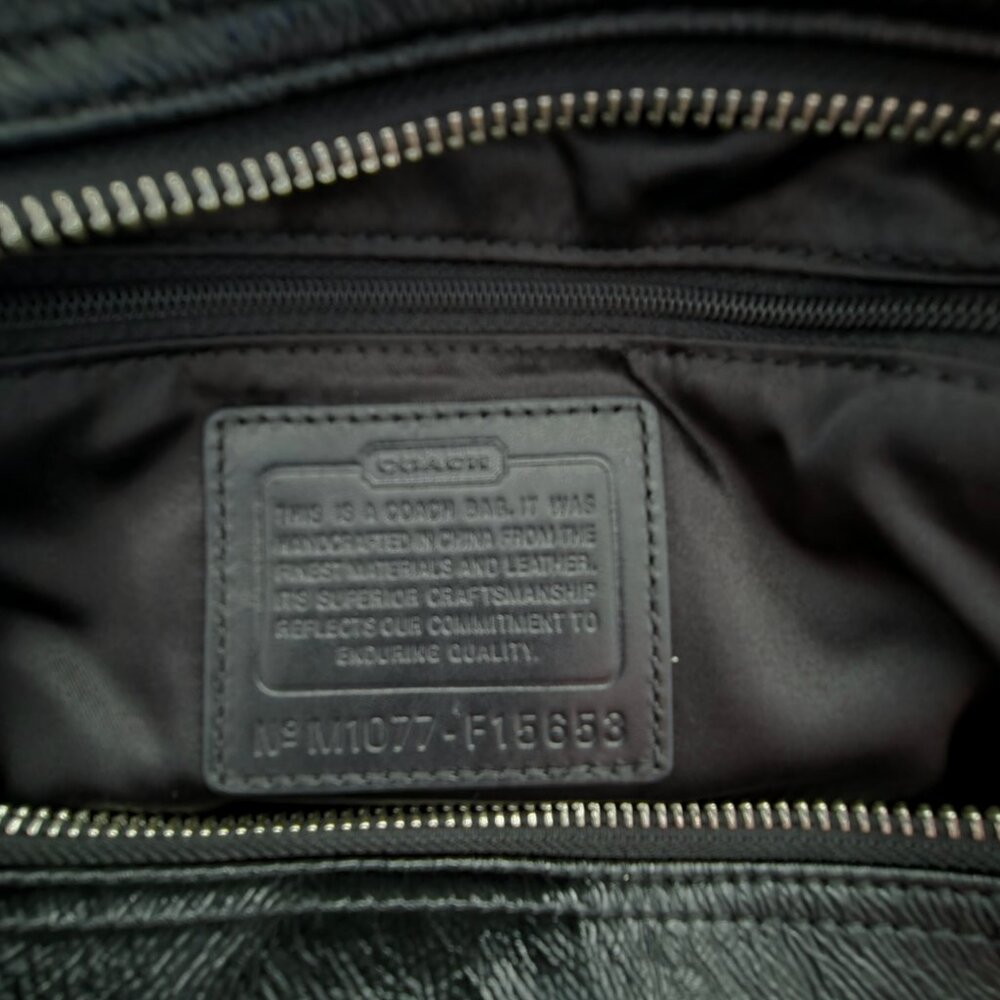 Coach Black and Cream Signature Satchel. - Picture 6 of 9